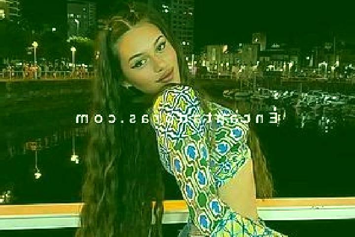 Violet, 27 — Escort in Ribeira das Tainhas, Portugal