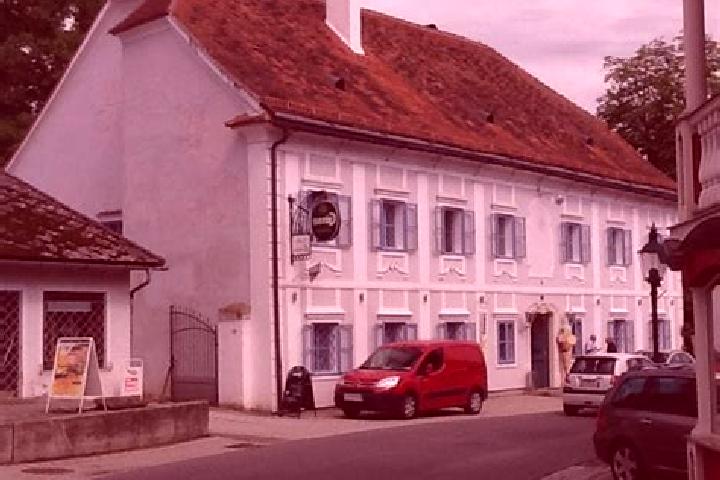 Violet, 27 — Escort in Sankt Nikolai ob Drassling, Austria