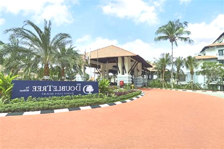Violet, 27 — Escort in Seri Manjung, Malaysia