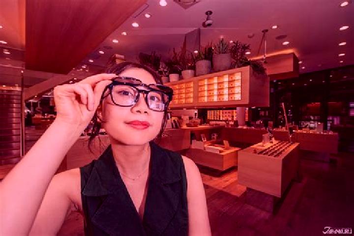 Violet, 27 — Escort in Tuanshanzi, China