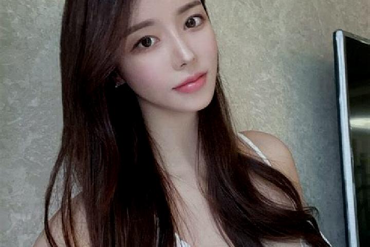 Violet, 27 — Escort in Woshui, China