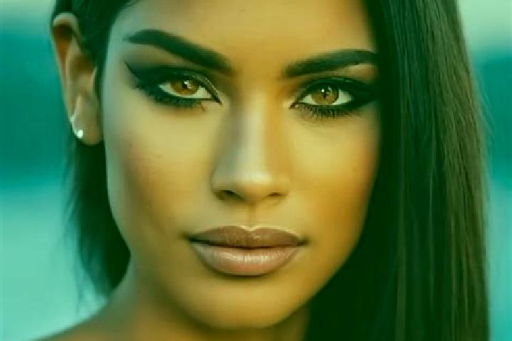 Violet, 28, a black brown-eyed latina companion based in Olginate. Offering Erotic Massage, OWO, CIM. Available for incall and outcall, overnight bookings av...
