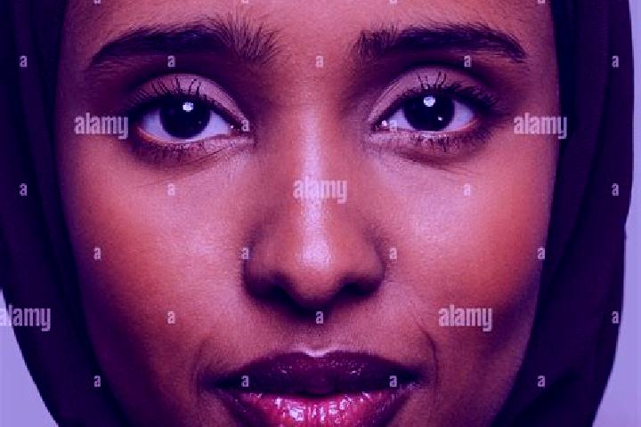 Violet, 28, a black dark-eyed middle eastern companion based in Quillo. Offering Party Girl, Dinner Date, Travel Companion, Prostate Massage, 69. Available f...