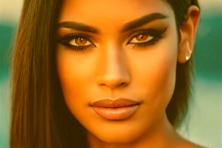 Violet, 28, a blonde amber-eyed latina companion based in Dampol. Offering Fetish, GFE, Prostate Massage. Available for incall and outcall, day and evening d...