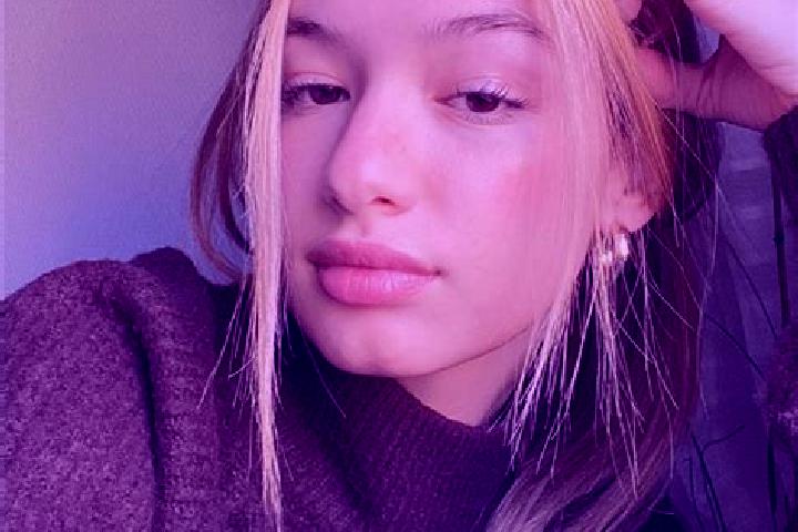 Violet, 28, a blonde brown-eyed caribbean companion based in Desaignes. Offering OWO, Deep French Kissing, Duos. Available for incall and outcall, day and ev...