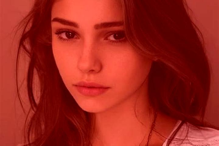 Violet, 28, a chestnut dark-eyed slavic companion based in Marmora. Offering BDSM, Fetish, Girlfriend Experience. Available for incall and outcall, day and e...