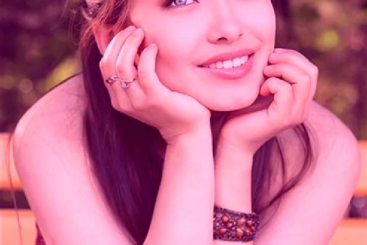 Violet, 28, a red blue-eyed asian companion based in Kaviessou. Offering OWO, Dinner Date, Massage, Deep French Kissing. Available for incall and outcall, da...