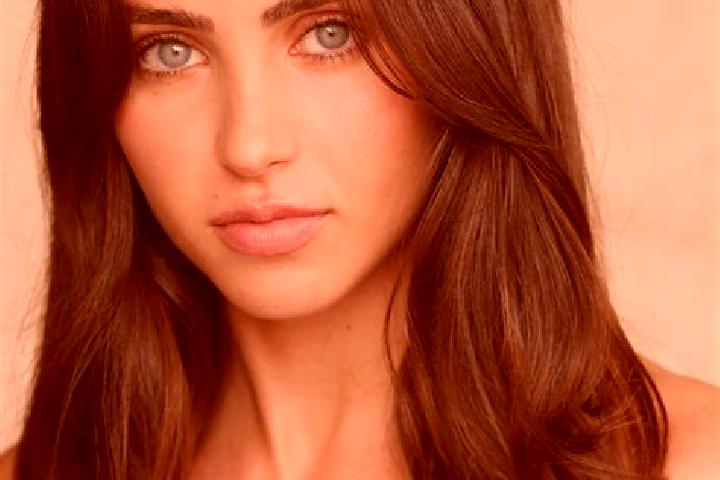 Violet, 28, a red brown-eyed middle eastern companion based in Kaneyama. Offering OWO, Duos. Available for incall and outcall, day and evening dates.
