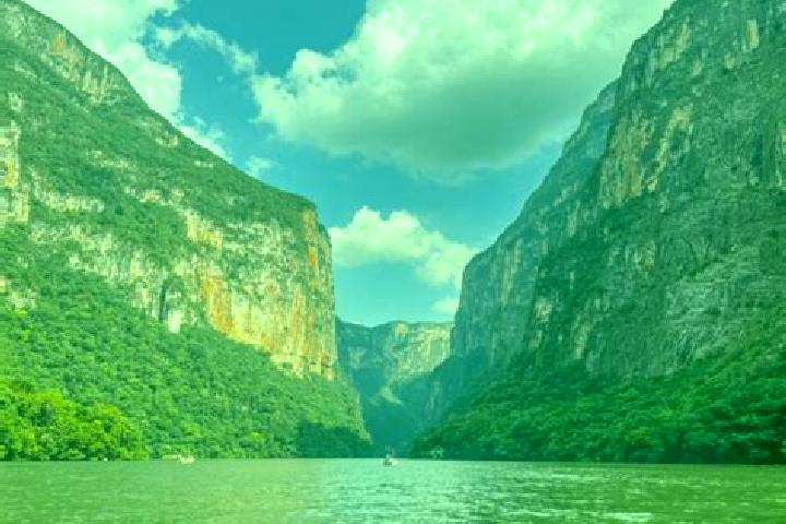 Violet, 28 — Escort in Acacoyagua, Mexico