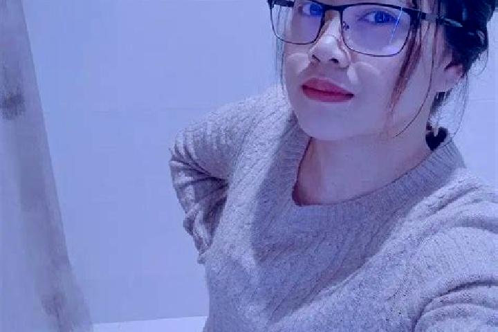Violet, 28 — Escort in Ath Thumamah Sittah wa Arba un, Qatar