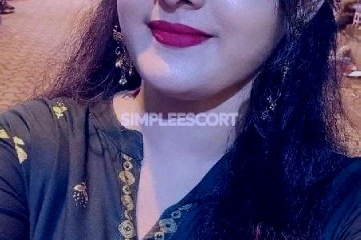 Violet, 28 — Escort in Khammam, India
