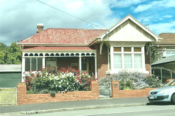 Violet, 28 — Escort in North Hobart, Australia