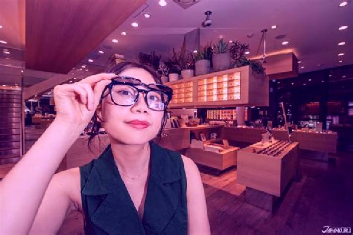 Violet, 28 — Escort in Prapen, Indonesia