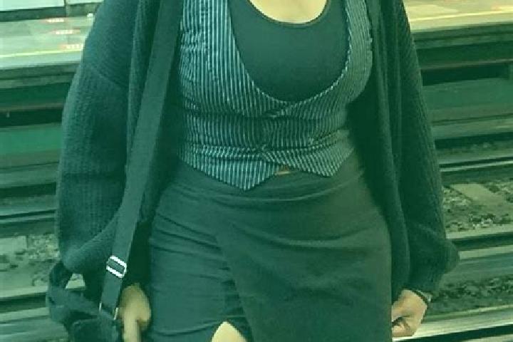 Violet, 28 — Escort in Ptghavan, Armenia