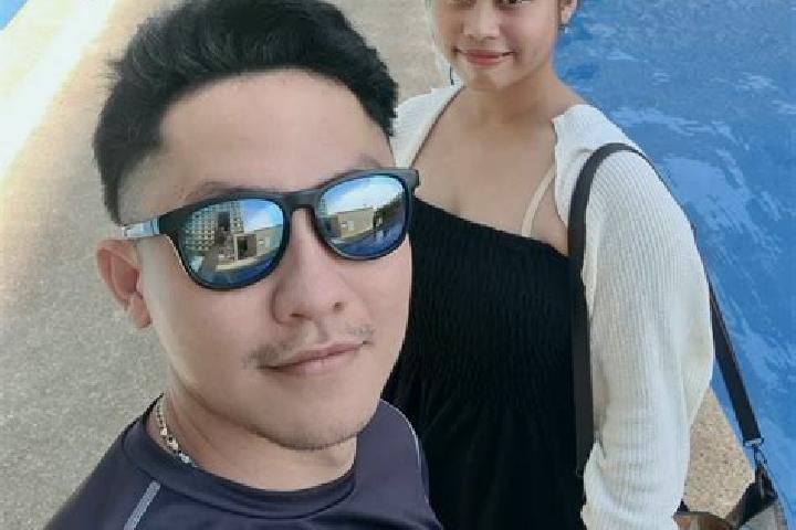 Violet, 28 — Escort in Urek-urek, Indonesia