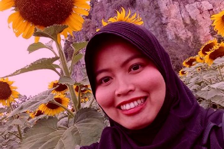 Violet, 28 — Escort in Wangkung, Indonesia