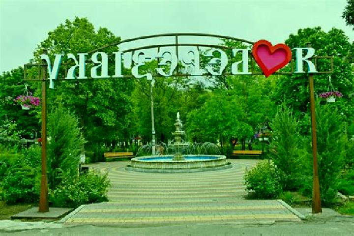 Violet, 28 — Escort in Yuzhnyy, Russia