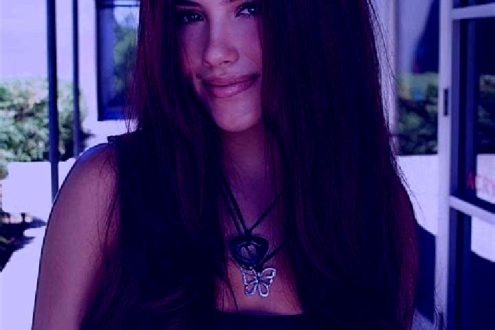 Violet, 29, a auburn dark-eyed european companion based in Paschel. Offering Travel Companion, Overnight, Couples, Tantra. Available for incall and outcall, ...
