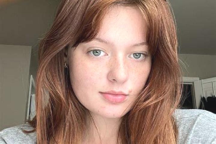 Violet, 29, a auburn grey-eyed mediterranean companion based in Grand-Fort-Philippe. Offering Prostate Massage, Deep French Kissing, GFE, OWO. Available for ...