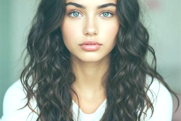 Violet, 29, a chestnut hazel-eyed mediterranean companion based in Kataiya. Offering CIM, Deep French Kissing, Fetish. Available for incall and outcall, over...