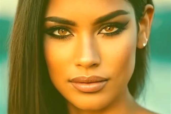Violet, 29, a red green-eyed latina companion based in Ponte d Oro. Offering Tantra, A-Level, OWO. Available for incall and outcall, overnight bookings avail...