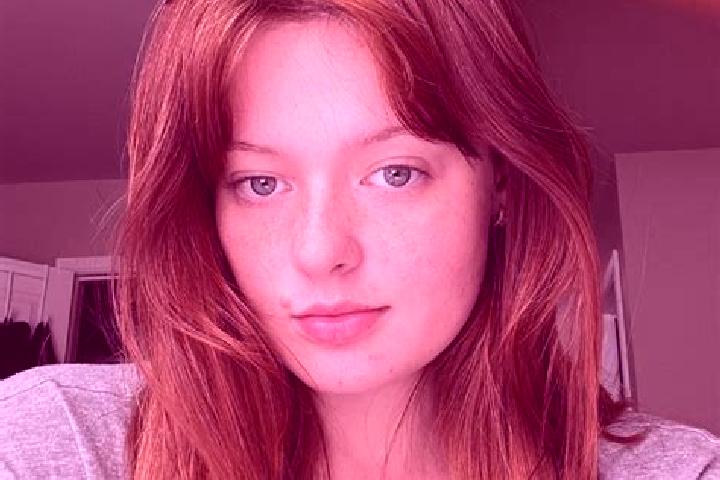 Violet, 29, a red hazel-eyed european companion based in Sulzfeld am Main. Offering Erotic Massage, CIM. Available for incall and outcall, day and evening da...