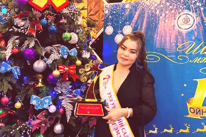 Violet, 29 — Escort in Bayanbulag, Mongolia