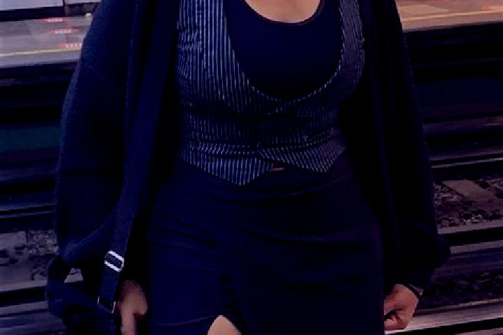 Violet, 29 — Escort in Camlik, Turkey