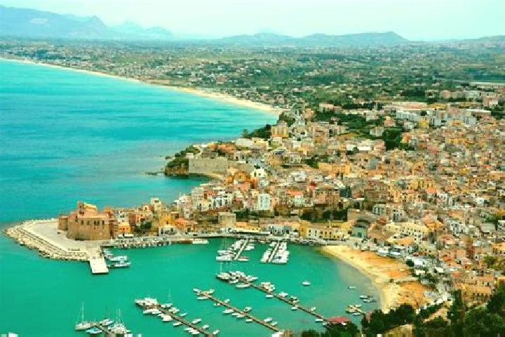 Violet, 29 — Escort in Castellammare del Golfo, Italy