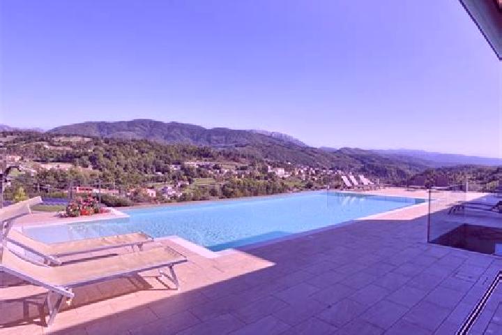 Violet, 29 — Escort in Castelnuovo di Ceva, Italy