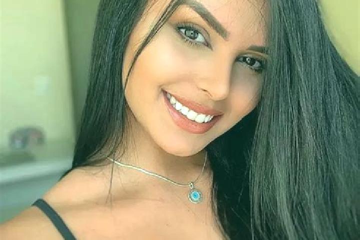 Violet, 29 — Escort in Esperanca, Brazil
