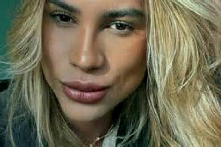 Violet, 29 — Escort in Floriano, Brazil