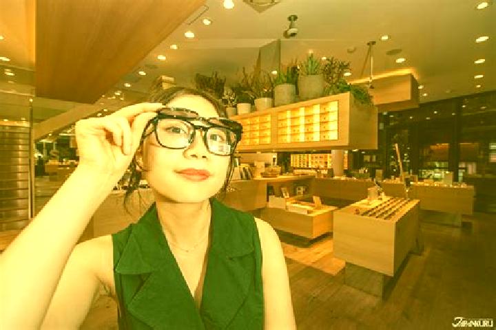 Violet, 29 — Escort in Lezhu, China