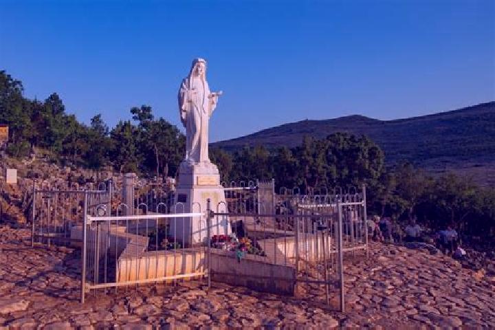 Violet, 29 — Escort in Megugorje, Bosnia and Herzegovina