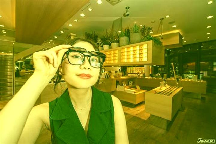 Violet, 29 — Escort in Nanyuemiao, China