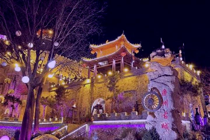 Violet, 29 — Escort in Qingyang, China