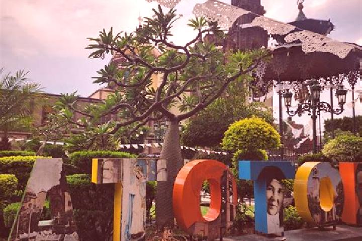 Violet, 29 — Escort in San Miguel el Alto, Mexico