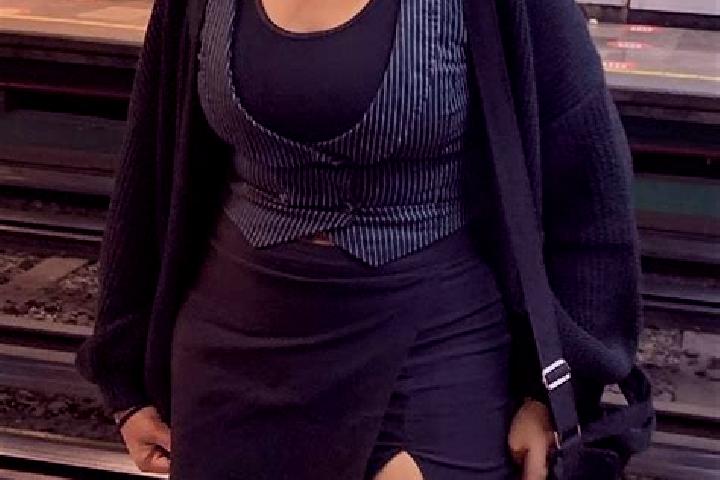 Violet, 29 — Escort in Yenibasak, Turkey