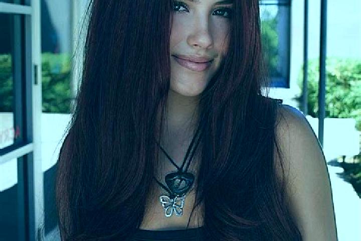 Violet, 30, a auburn brown-eyed european companion based in Bisericani. Offering Tantra, Fetish, Duos. Available for incall and outcall, overnight bookings a...