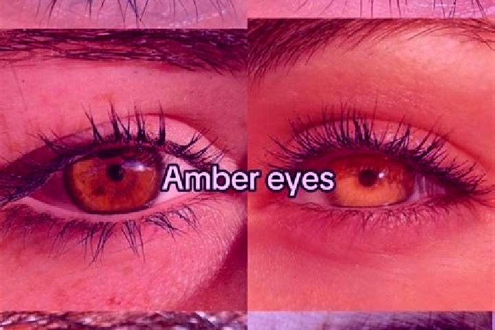 Violet, 30, a brunette amber-eyed mixed companion based in Sibisel. Offering Striptease, Fetish, Party Girl, Couples. Available for incall and outcall, overn...
