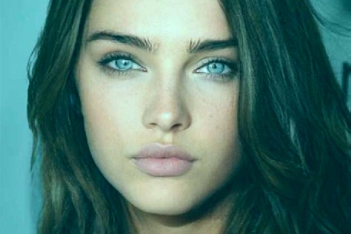 Violet, 30, a brunette grey-eyed mixed companion based in Nazran. Offering CIM, OWO, Massage. Available for incall and outcall, overnight bookings available.