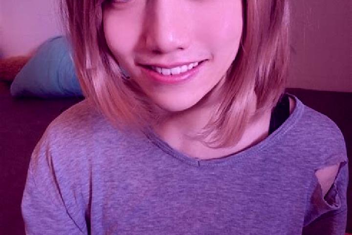 Violet, 30, a platinum blonde brown-eyed asian companion based in Chak One Hundred -Nine Left. Offering Party Girl, OWO, Fetish, Roleplay, Prostate Massage. ...