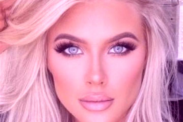 Violet, 30, a platinum blonde hazel-eyed mediterranean companion based in National Park. Offering Couples, Travel Companion, Dinner Date. Available for incal...