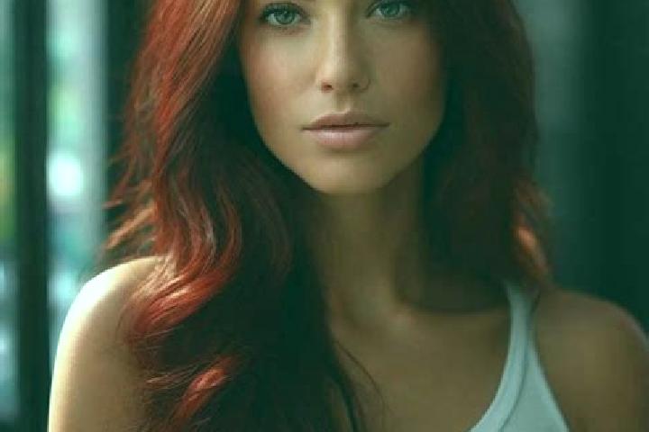 Violet, 30, a red hazel-eyed slavic companion based in San Tammaro. Offering Tantra, Couples, BDSM, Erotic Massage, Fetish. Available for incall and outcall,...