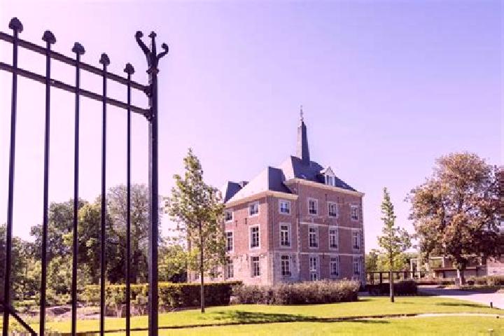 Violet, 30 — Escort in Eijsden, Netherlands