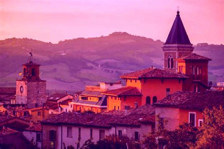 Violet, 30 — Escort in Gualdo Tadino, Italy