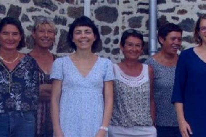 Violet, 30 — Escort in La Gouesniere, France