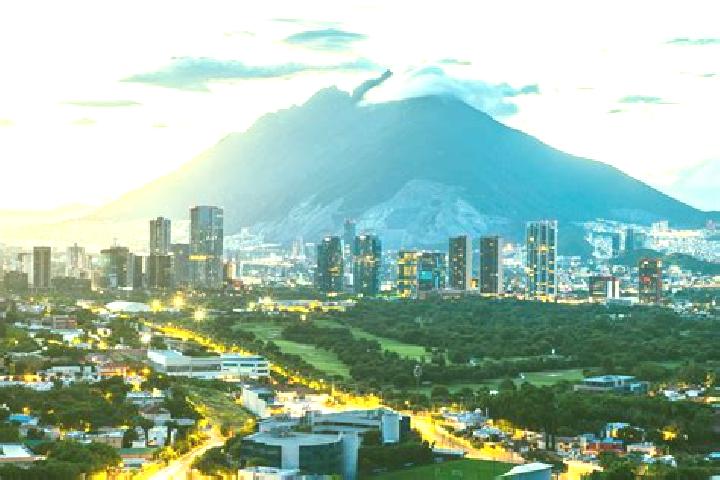 Violet, 30 — Escort in Mesa de San Pedro, Mexico