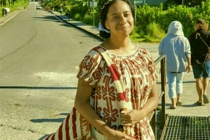 Violet, 30 — Escort in Tabubil, Papua New Guinea
