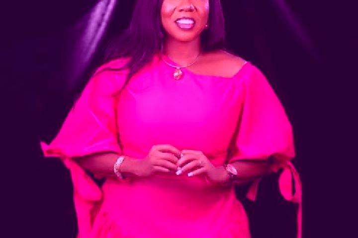 Violet, 30 — Escort in Tse-Agberagba, Nigeria
